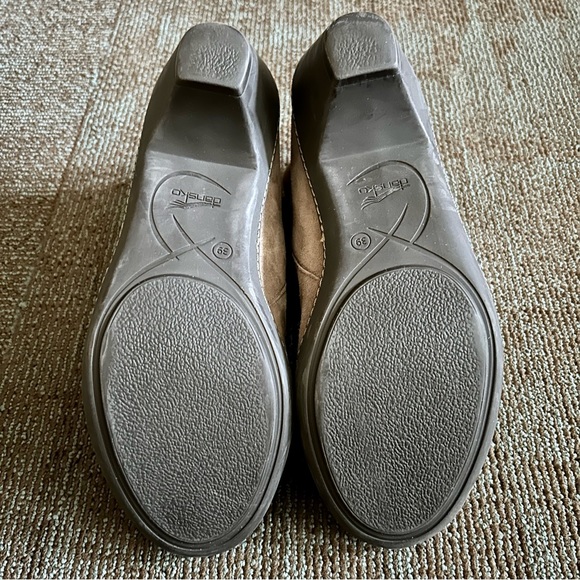 Dansko Beige Suede Side Cut Outs Bonita Back Zipper Ankle Booties, size 39 8.5 9 - Picture 10 of 12